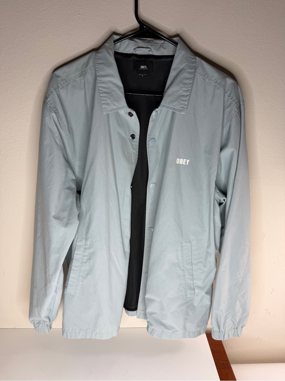 Obey Worldwide Coach Jacket Men’s Size Medium Blue Snap Button Windbreaker